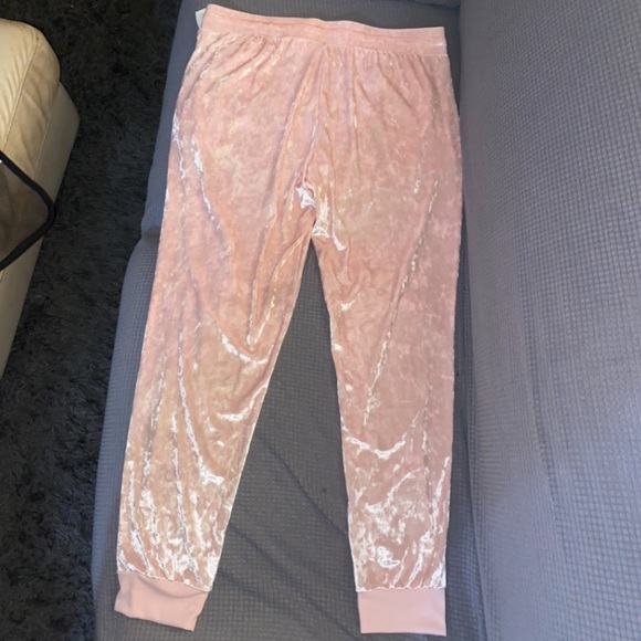 secret treasures blush velvet jogger pajama pants - Picture 2 of 5